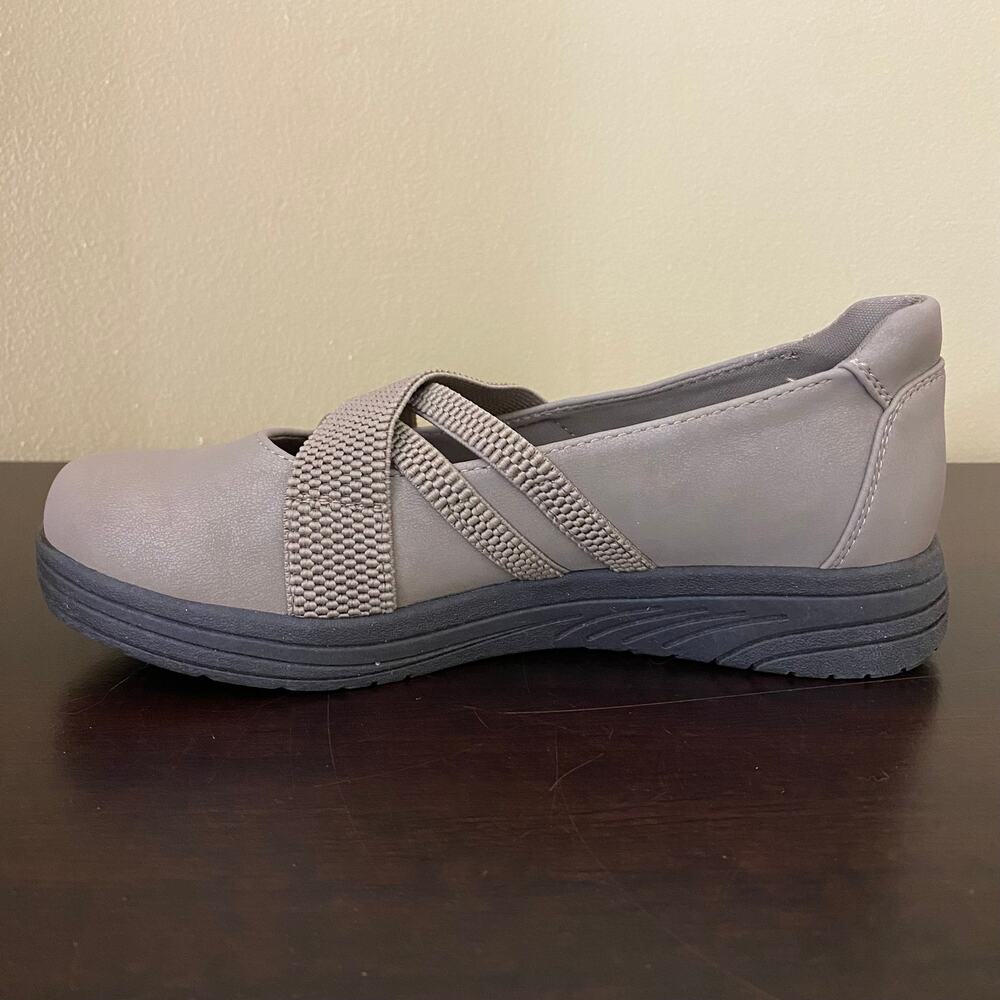 Easy Street Women's Inga Mary Jane Flat - Picture 5 of 7
